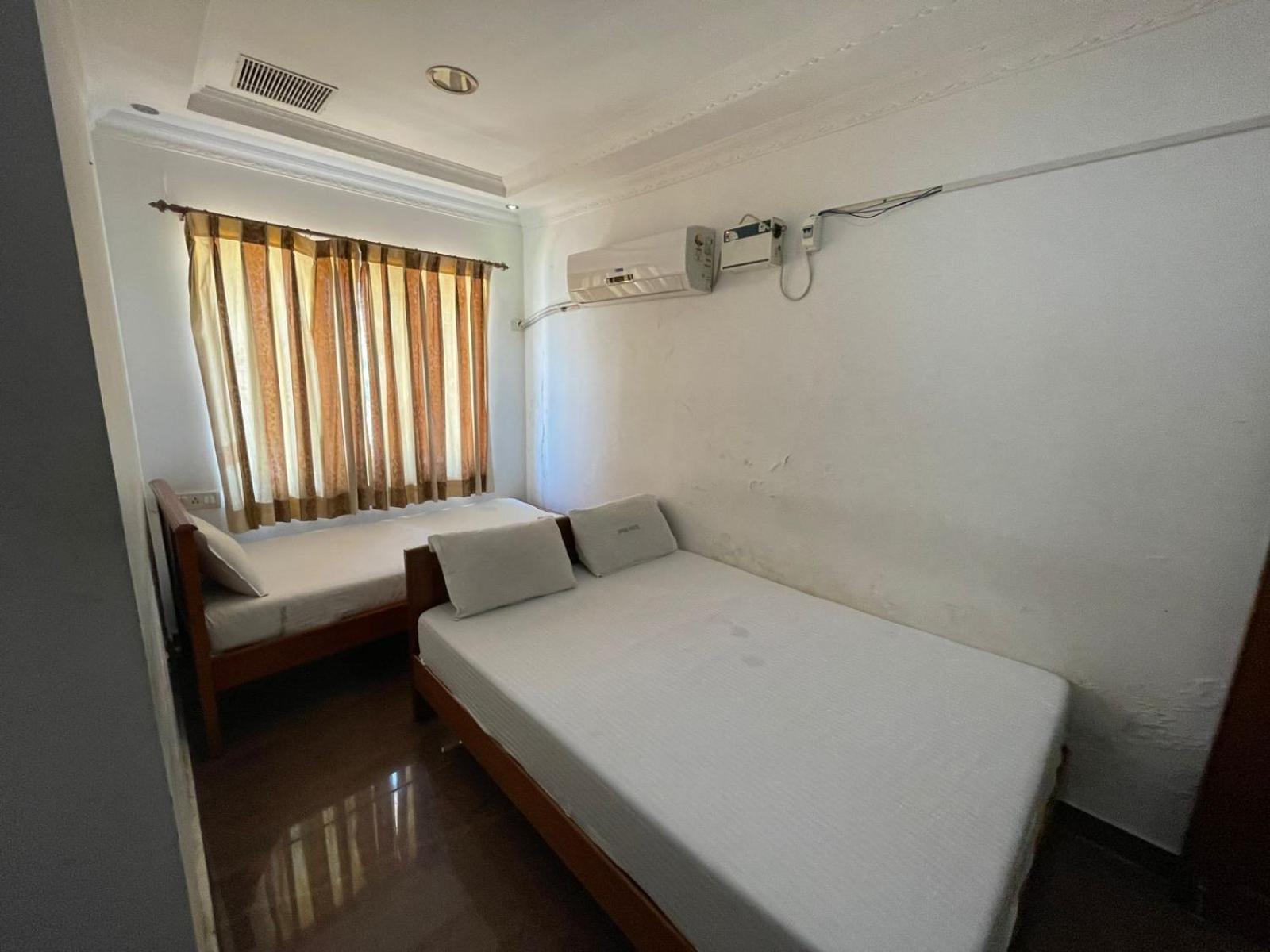 Golden Mount Residency Hotell Chennai Exteriör bild