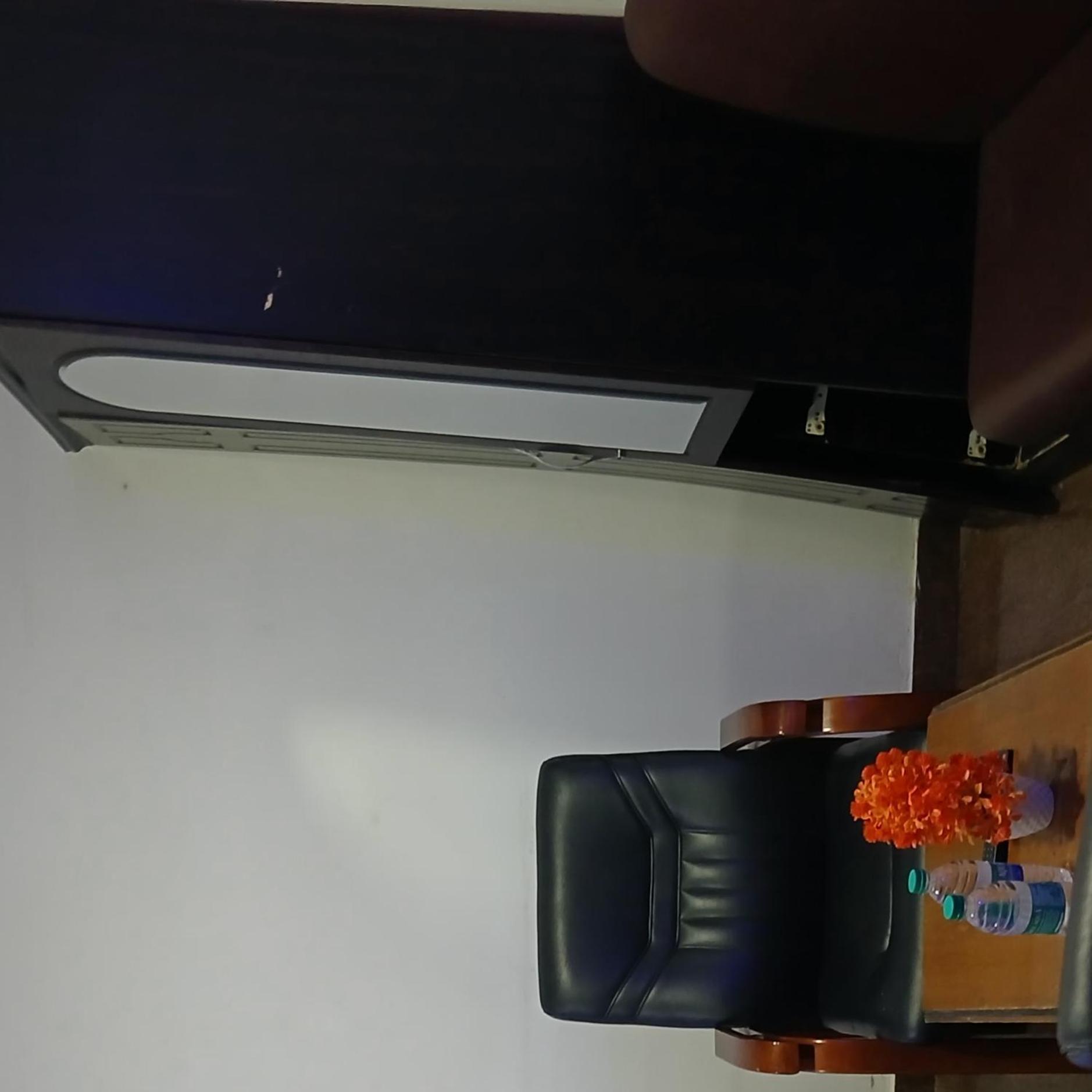 Golden Mount Residency Hotell Chennai Exteriör bild